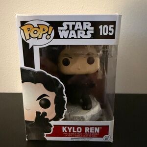 Funko Pop Star Wars Kylo Ren (Damaged Box)